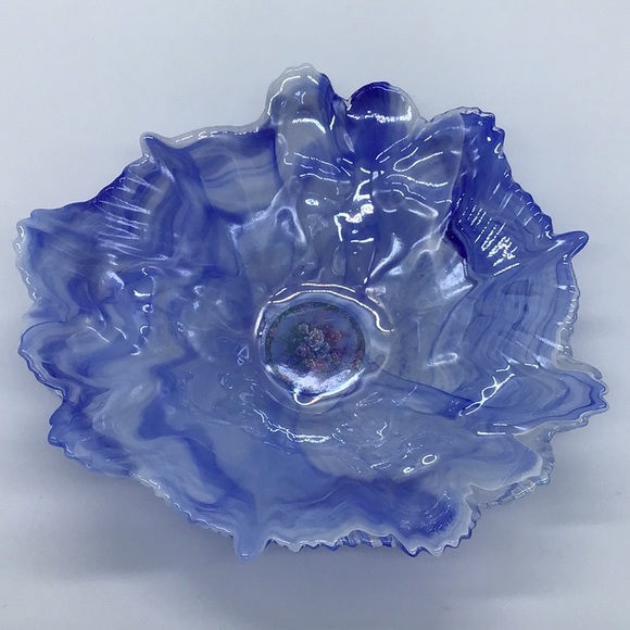 Vintage Swirl Glass Candy Nut Bowl - Picture 1 of 6